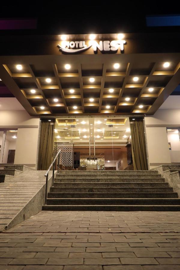 Hotel Nest Bhuj Extérieur photo