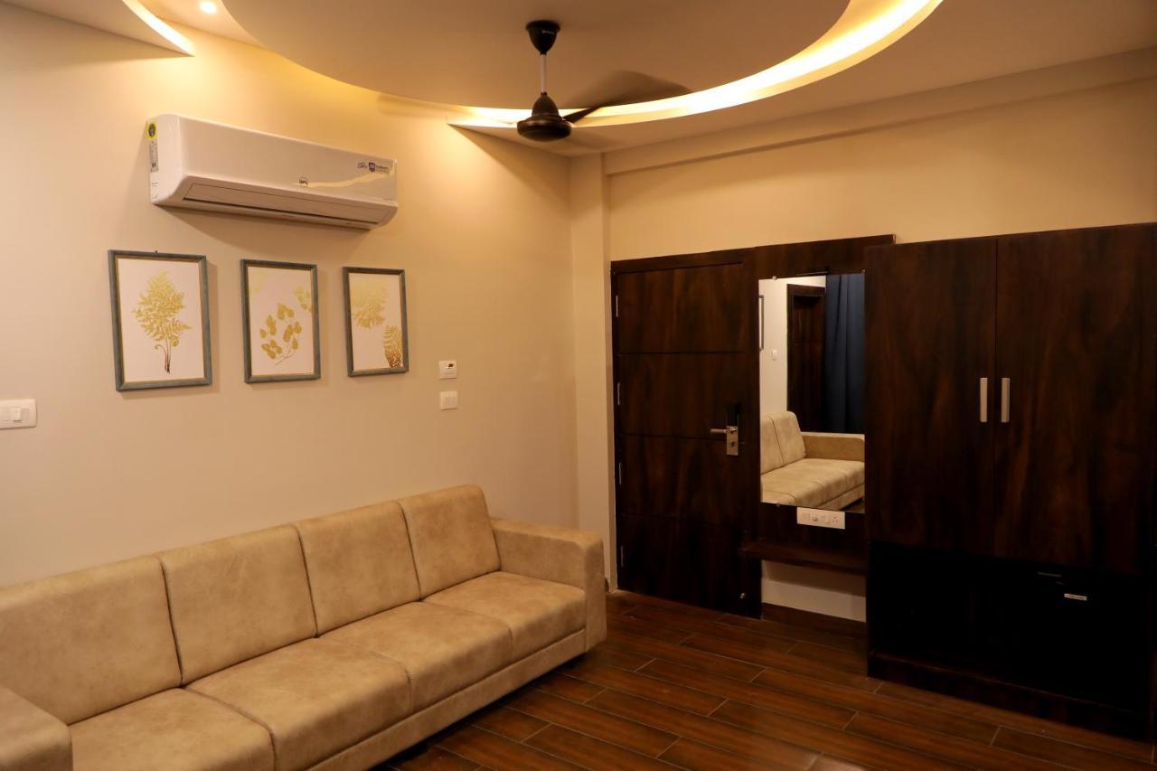 Hotel Nest Bhuj Extérieur photo